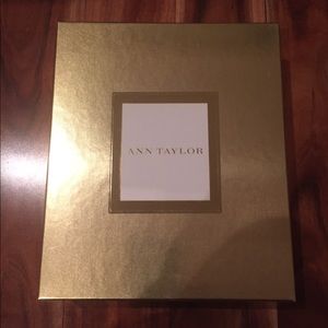 Ann Taylor Gift Set